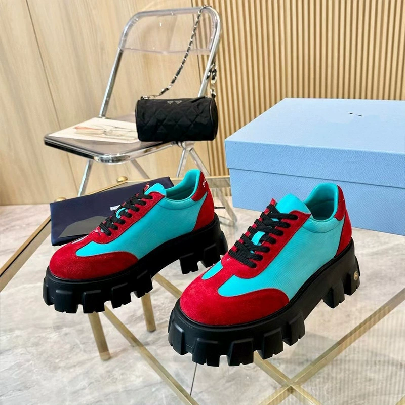 2024 Летняя новая кожаная нейлоновая ткань с цветным шнуровкой спортивная повседневная обувь для кексов в английском стиле