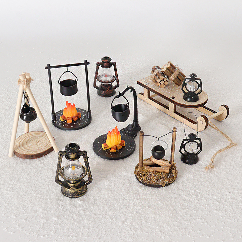 Cross-Border Artificial Mini Outdoor Hanging Stove Model Oil Lamp Ornaments DIY Sleigh Firewood Scene Decoration Flame Accessories