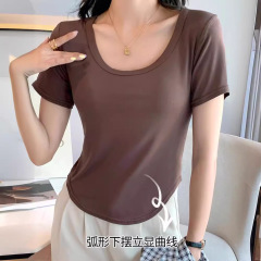 工場直売のディザトーンが爆発した春夏半袖tシャツの女性は、スリムで痩せている中にシャツを着ているins