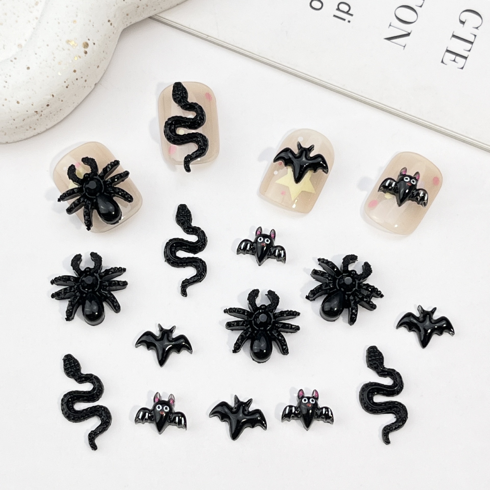 할로윈 블랙 만화 시리즈 네일 아트 액세서리 빈티지 스파이더 박쥐 뱀 DIY 헤어핀 착용 갑옷 액세서리