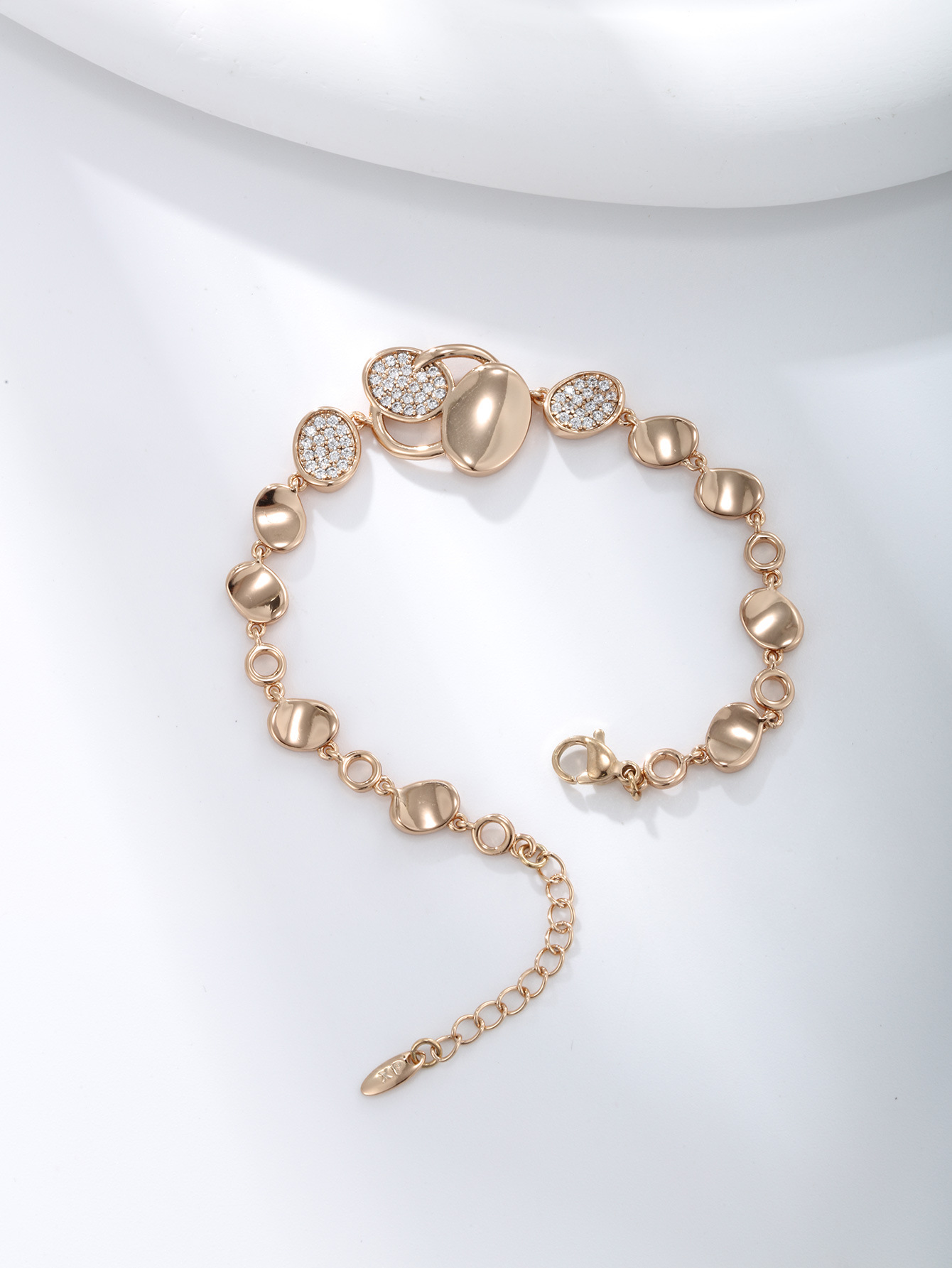 InsFeng nuevo super inmortal amor pulsera bordilla nicho femenino universal lujo ligero alta sensación joyas de aleación al por mayor