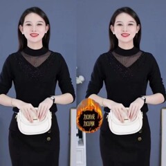 お母さんの底のシャツのレースのベルベットの秋冬服の半高襟の中に長袖の上着の洋風の新型の中高年の婦人服を掛けます。