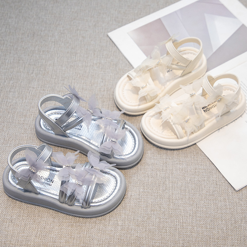 Sandalias de niñas 2026 verano nuevo niño arco princesa zapatos de moda para niños grandes zapatos de playa versátiles zapatos image 3