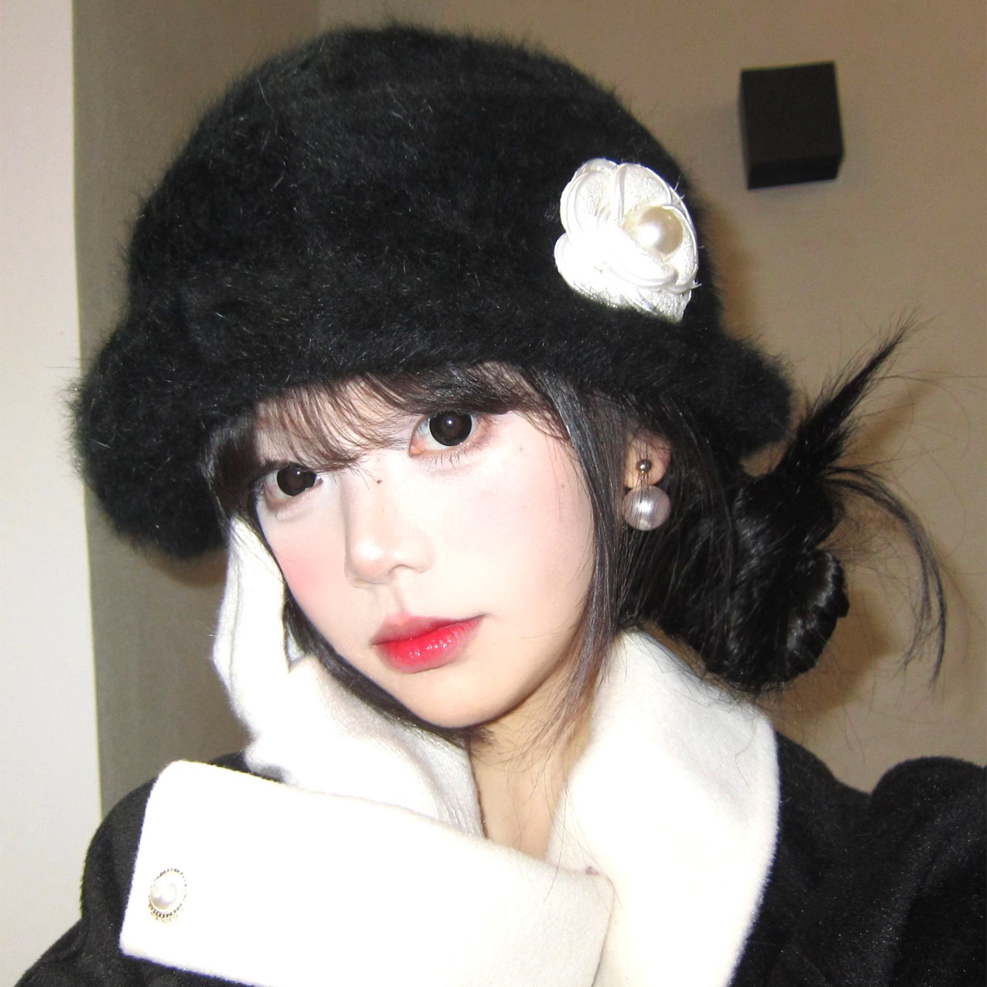 New Camellia Plush For Women Winter French Hepburn Style Elegant Beret Warm Exotic Lady Hat_voghion.com