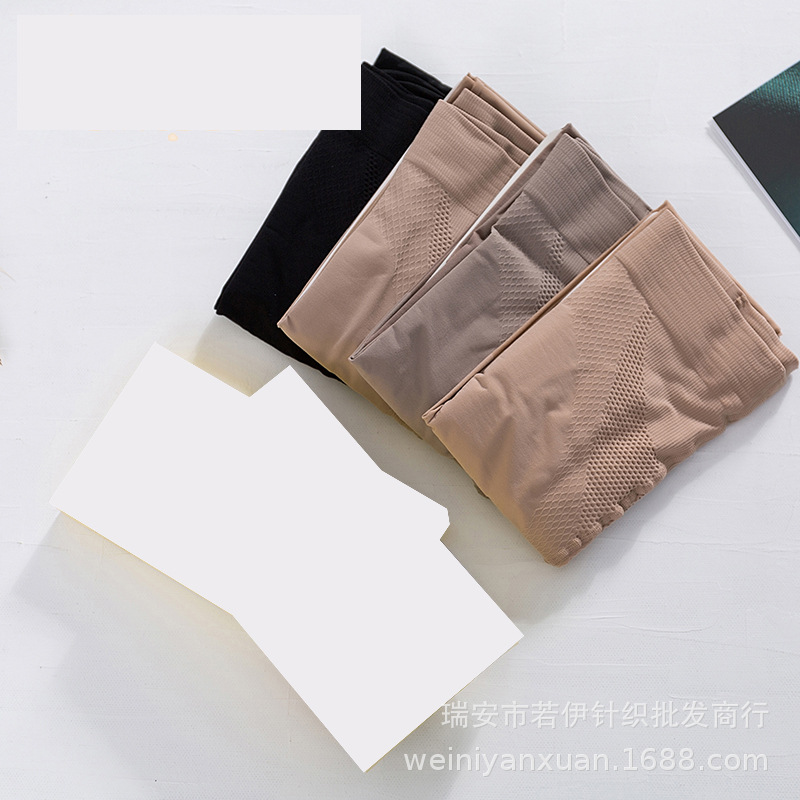 春秋タイプのストッキングの底の靴下の女性の光の足の神器の自然な骨格の8660自然な美脚の神器は更に簡単に痩せています。