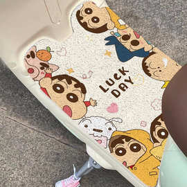 小新三丽鸥动物机器猫通用电动车脚垫防水裁剪踏板电瓶车脚垫