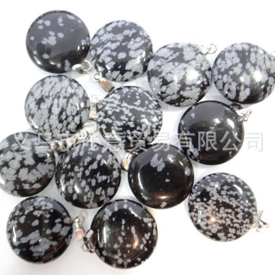 Fábrica al por mayor Piedra Natural Rosa cristal ágata piedra redonda pastel colgante collar accesorios pieza redonda europea y americana joyería de moda