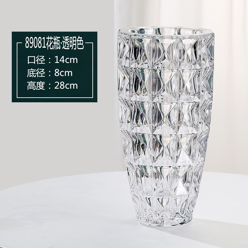 28 Diamantes transparentes