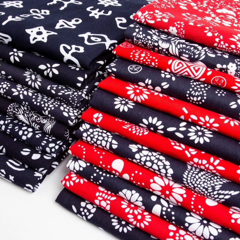 Manufacturer's Ready-Made Cotton Twill Thick Reactive Printed and Dyed Blue Floral Fabric, Cotton Quilt, Bedding Fabric
