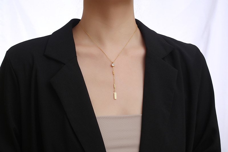 Fashion Necklace Female Tassel Clavicle Chain Female Simple Titanium Steel Necklace display picture 2