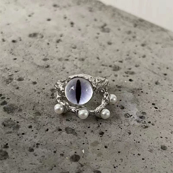 Big Eye Ring