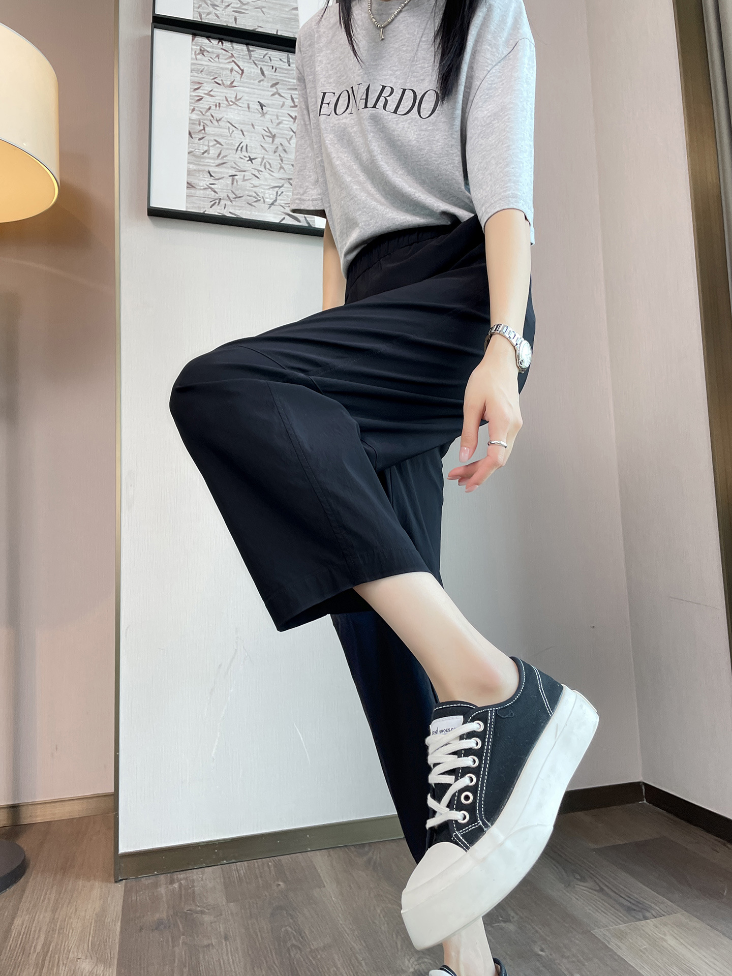 Quần tây nữ ống đứng lưng thun co giãn chống nắng nhanh khô mỏng nhẹ — Màu trắng trà