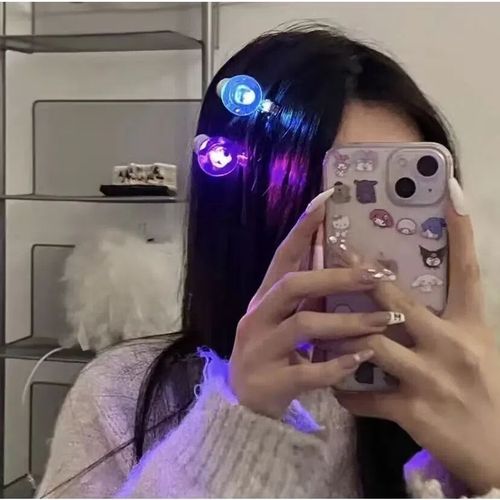 Glowing light bulb hairpin female personality creative photo prop duckbill clip side bangs broken hair clip headdress