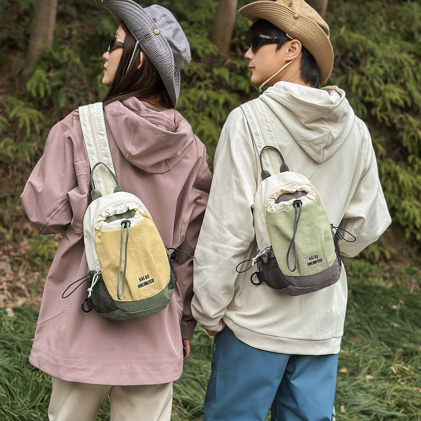 Cross-Border Outdoor Lightweight Water Bottle Bag, Drawstring Shoulder Bag for Men and Women, Contrasting Color Mobile Phone Bag, Sports Mountaineering Crossbody Bag