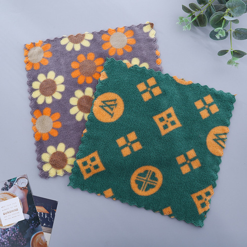 Thickened coral velvet small towel, soft, water-absorbent, printed, hand-washing and face-wiping kitchen rag, multi-functional square towel wholesale