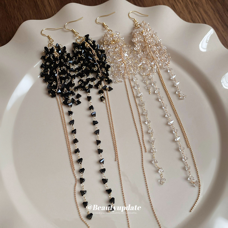 Pendientes de borla de cuentas de vidrio de súper hadas Pendientes de personalidad de temperamento de moda Pendientes de diseño exagerado de nicho Sentido de lujo ligero