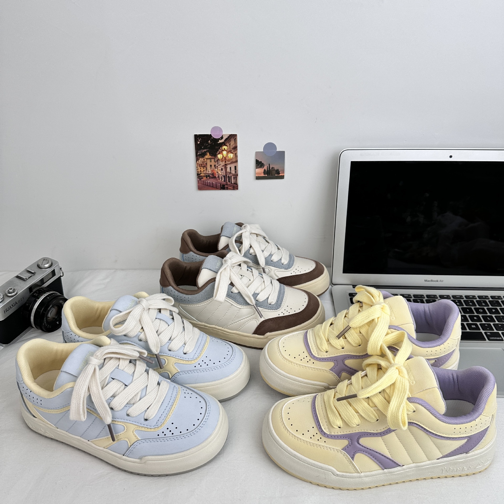 Yuanbo 2025 primavera nuevos zapatos de lona de cuero de nicho de moda zapatos deportivos de skate universal zapatos casuales