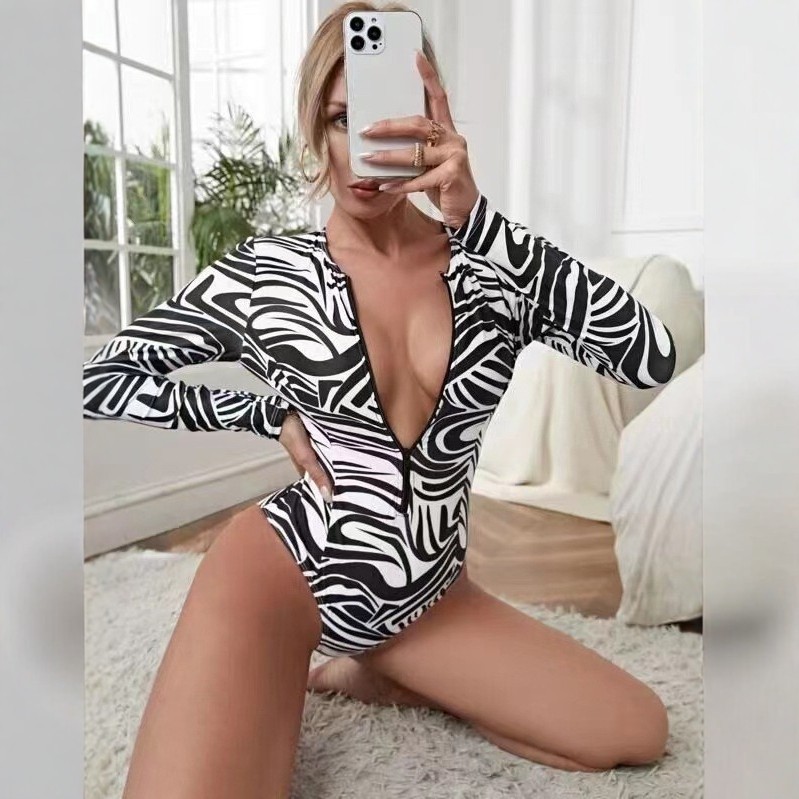 欧美潜水服新款斑马印花三角裤拉链紧身竞技短袖保守运动连体泳衣