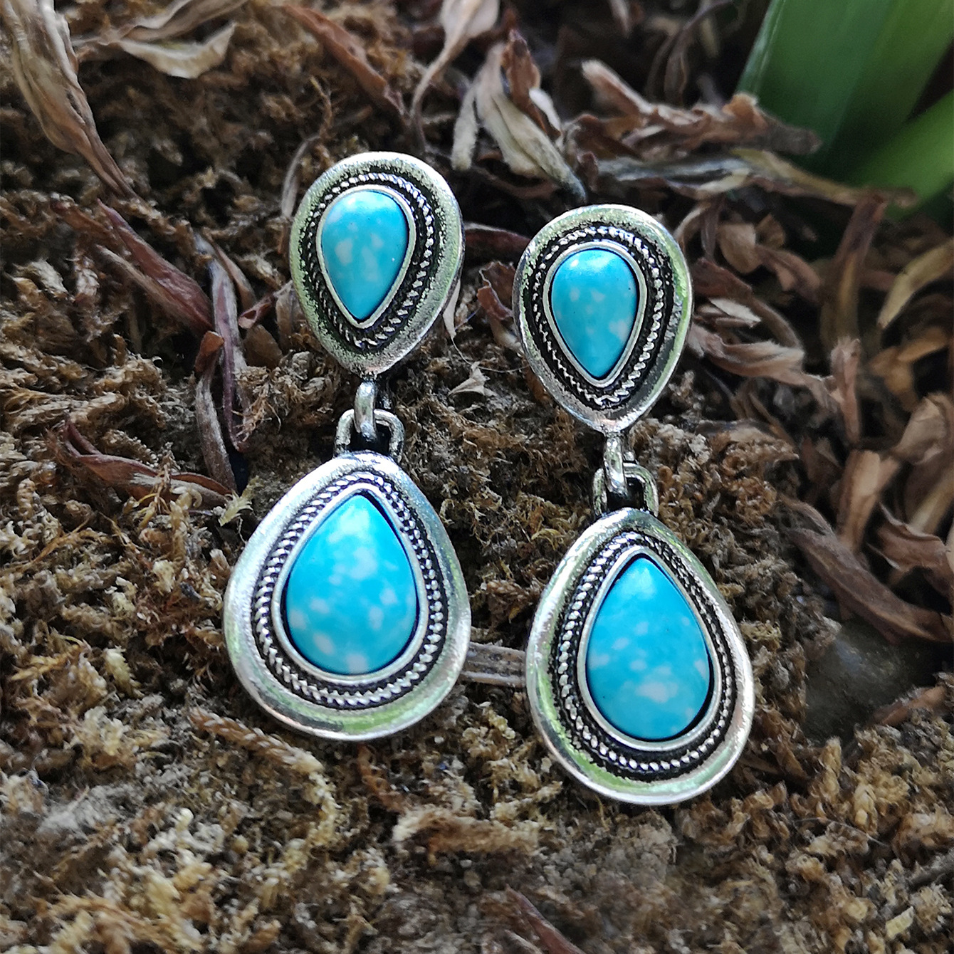 Fashion Drop-shaped Turquoise Earrings New Natural Stone Earrings display picture 4