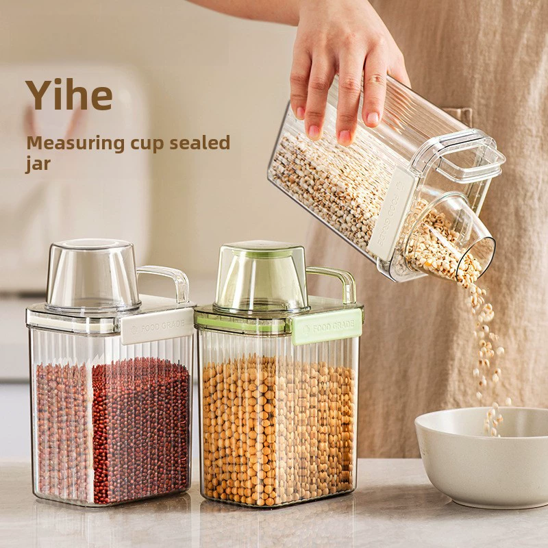 Sealed storage container, moisture‑ and pest‑proof, measuring‑cup lid, 1.3–1.8 L