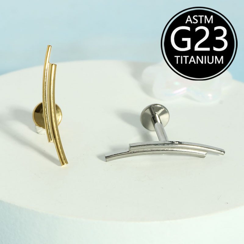 Pointed titanium steel lip stud product view
