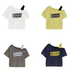 レタープリント斜め肩サスペンダーデザイン半袖Tシャツ女性用2025夏の新しいファッション多用途ルーズトップ
