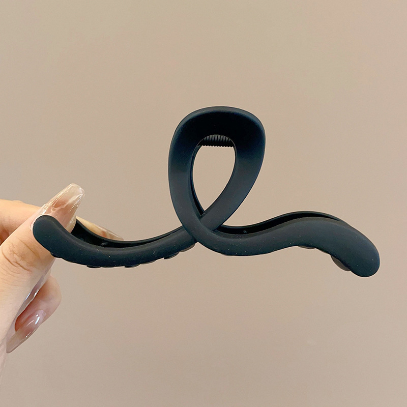 Clip de agarre grande de alta calidad para mujer 2025 primavera nuevo temperamento horquilla de pelo en la parte posterior de la cabeza clip de tiburón horquilla tocado