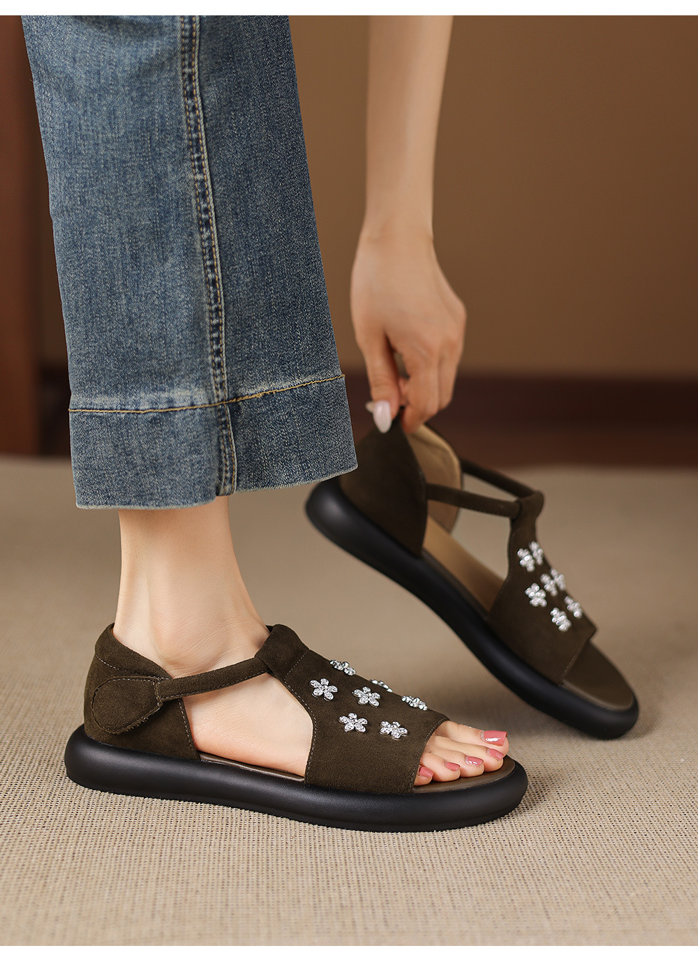 Sandal nữ hở mũi đế dày da cừu đính hoa đá — Màu xanh da trời chi tiết 20