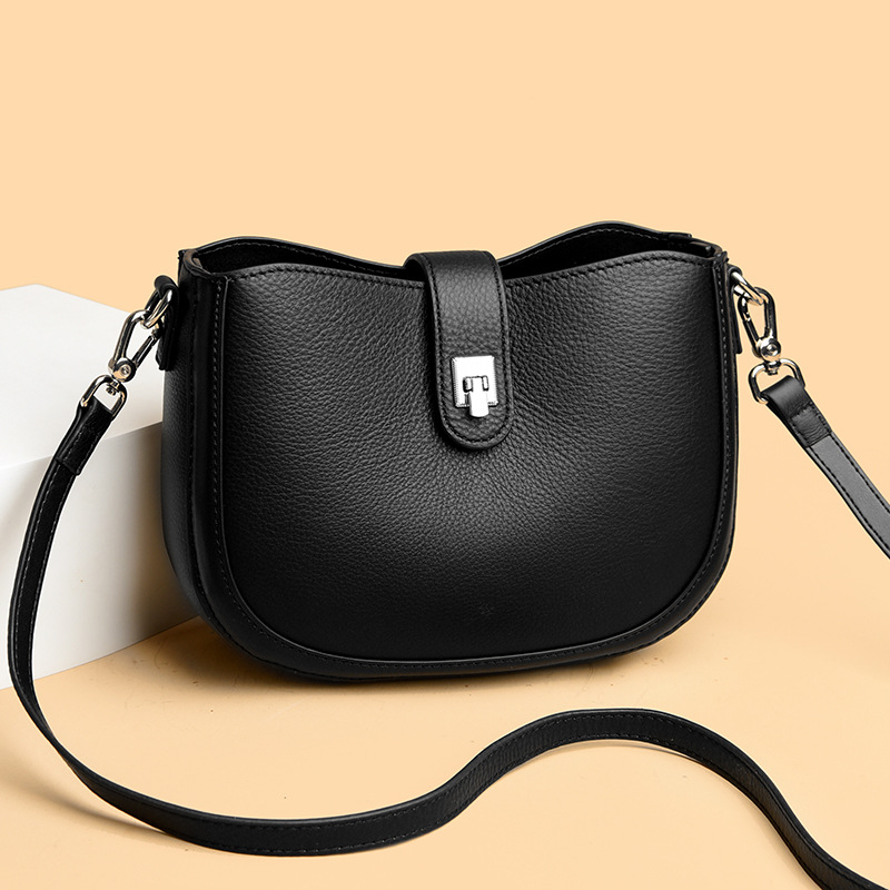 Suministro transfronterizo de bolsos de cuero, alforjas, bolsos de axila de mensajero multiusos de un solo hombro de piel de vaca de nueva capa de verano 2025