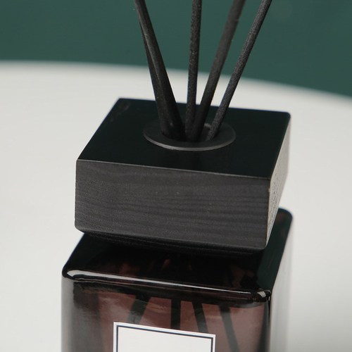 Fireless Aromatherapy Set Gift Hotel Indoor Fragrance Wooden Cover Aromatherapy Rattan Fireless Perfume Essential Oil Wholesale