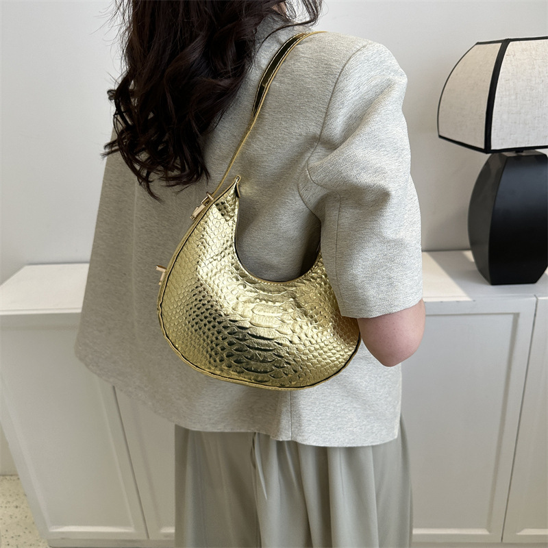 Fashionable small bag