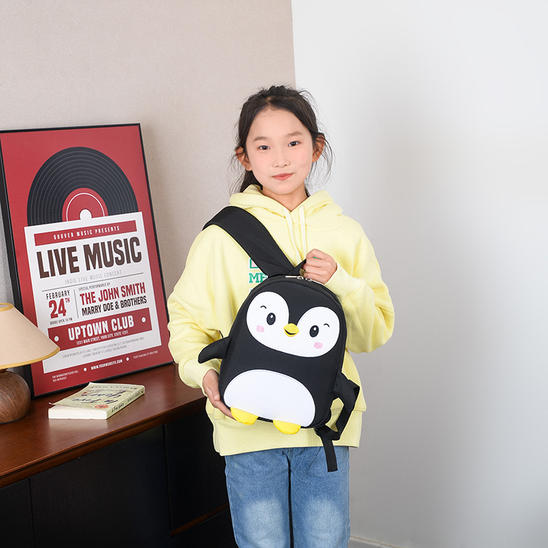 Jardín de infantes pequeña clase mochila de bebés animaciones animadas lindas mochila para niños y niñas nueva mochila infantil transfronteriza