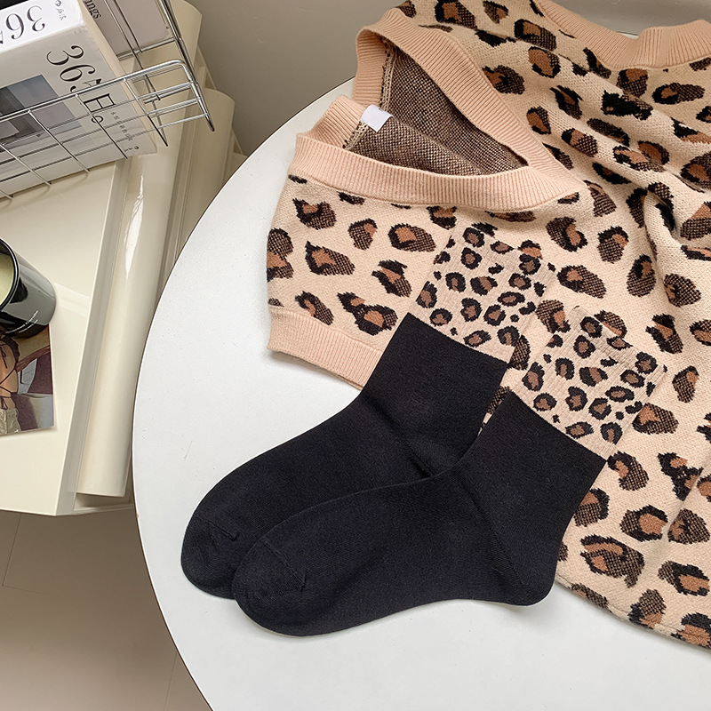 블랙 레오파드 프린트