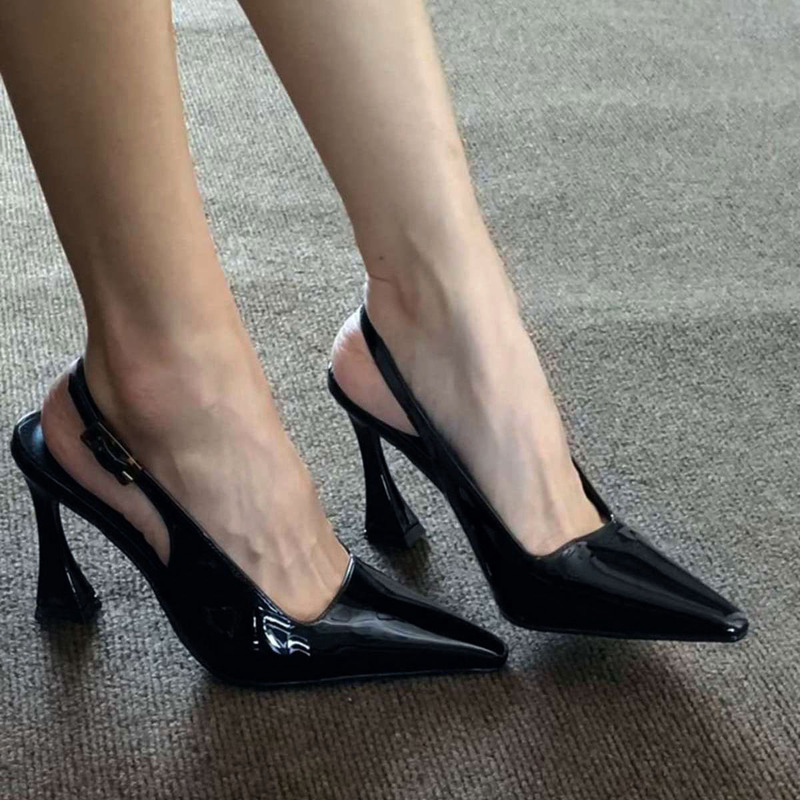 2025 Spring and Summer New Black Patent Leather High Heels Women's High-End Horseshoe Heel Pointed Toe Stiletto Flats Toe Sandals