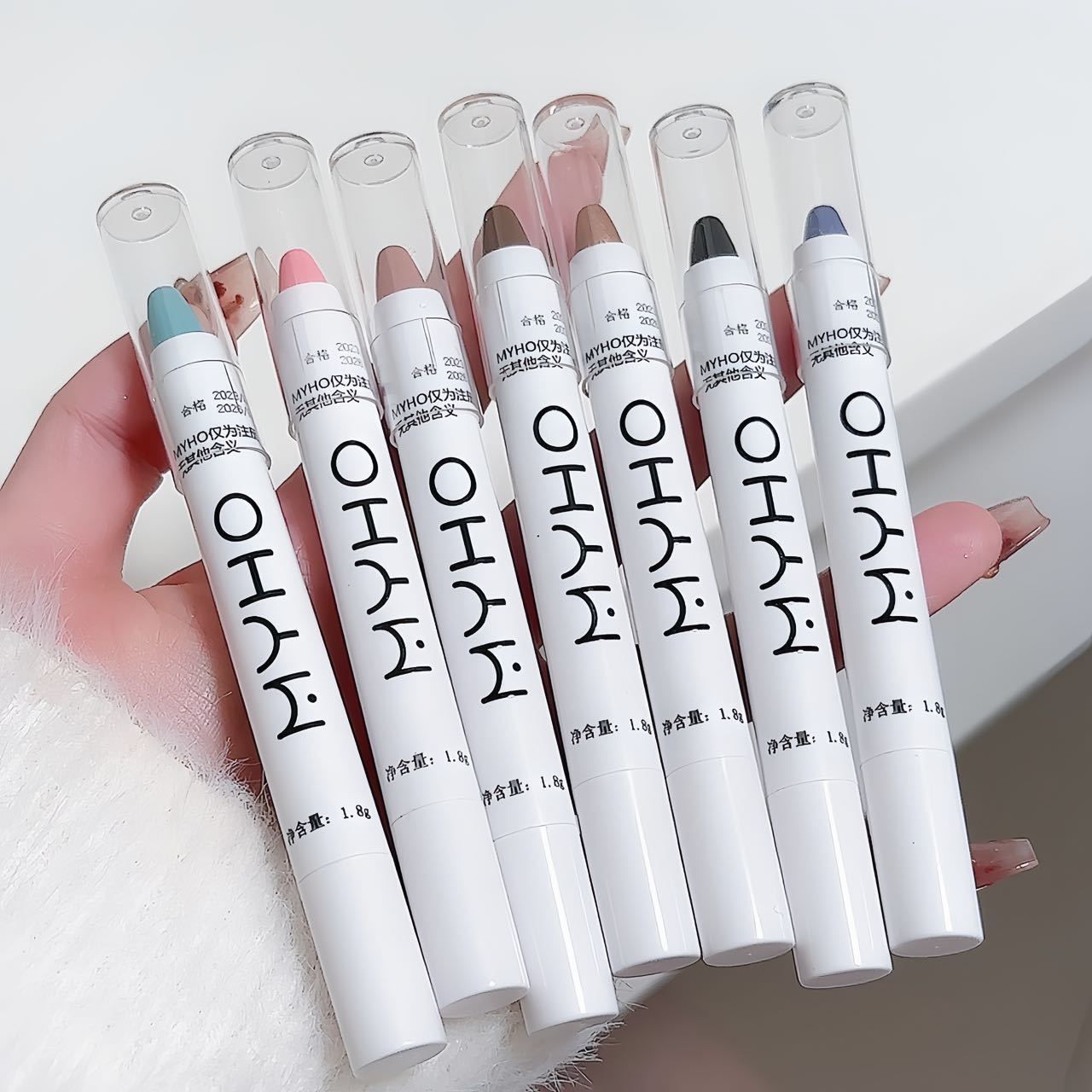 复制_MYHO提亮高光带闪珠光白懒人卧蚕笔爆闪.jpg