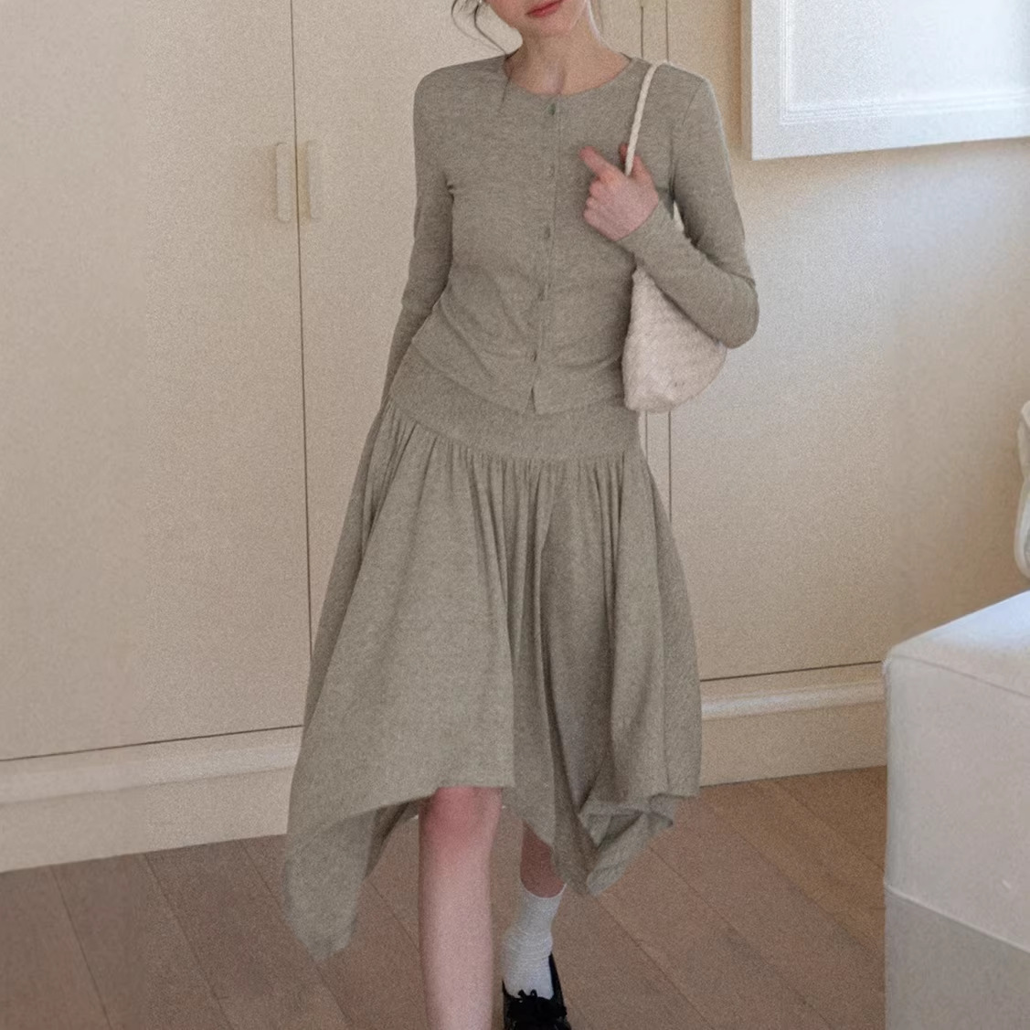 EGGK Round Neck Long Sleeve Off-Shoulder T-Shirt + High Waist A-Line Skirt with a Stylish Design for Women's Spring Commute