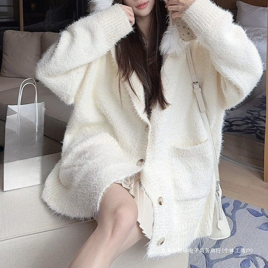 纯欲大毛领连帽宽松毛衣外套女2026秋冬新款慵懒软糯保暖针织上衣