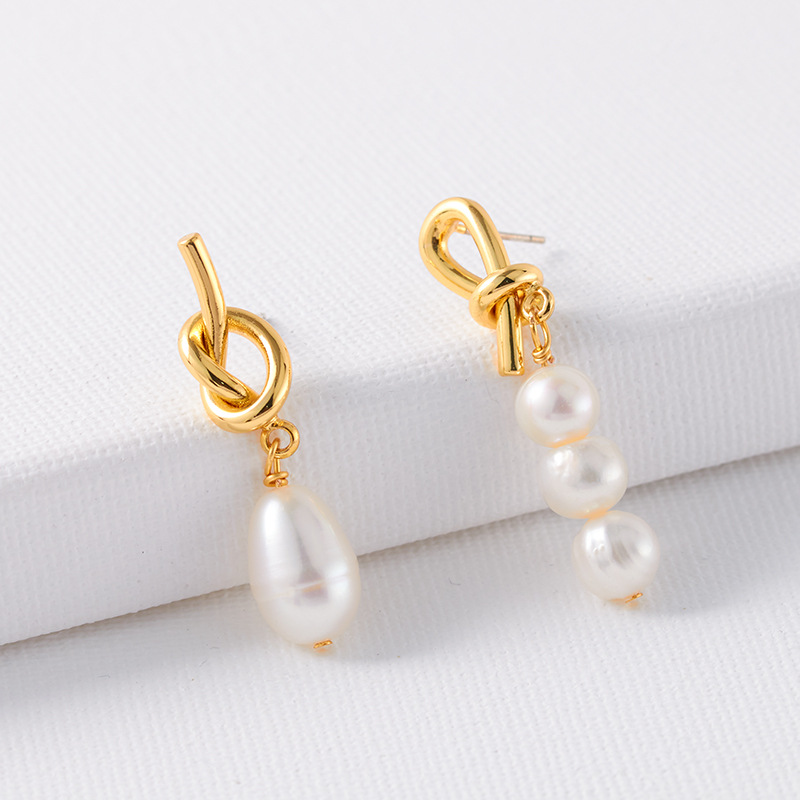 Retro Knot Brass Pearl Plating Drop Earrings 1 Pair display picture 2