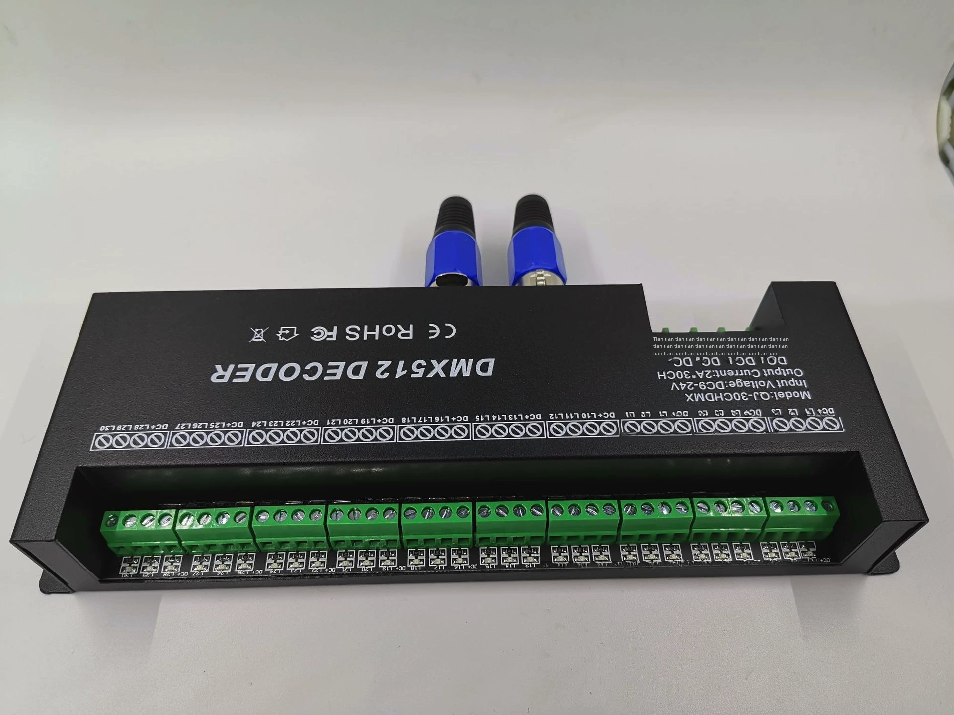 Фабрика 30 каналов DMX512 декодер 30 дорожек DMX512 декодер LED сценический свет RGB контроллер