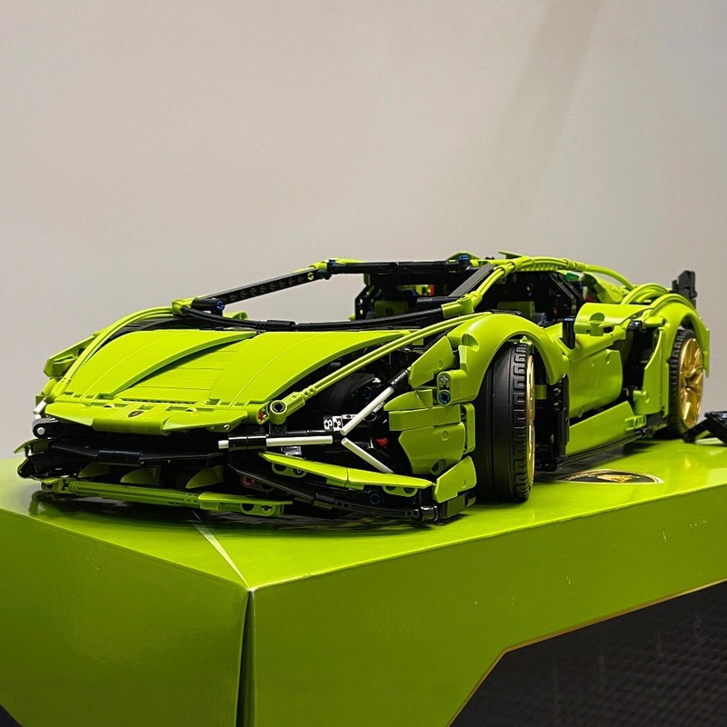 クロスボーダー互換レゴ積み木蘭博緑牛大牛スポーツカー模型機械セット科学技術部品組立積み木卸売り|undefined