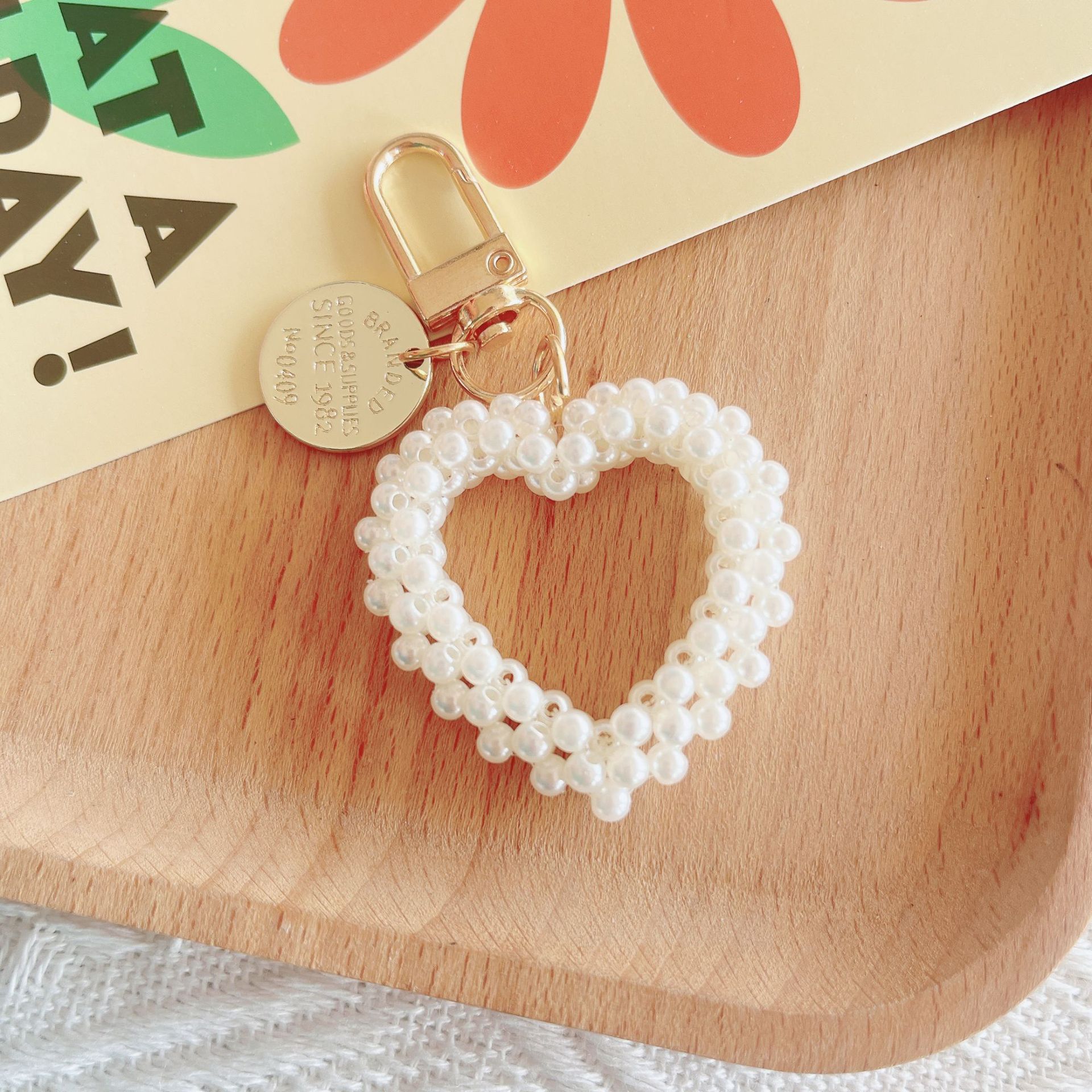 15g Weight Keychain Classification 1 Piece Quantity Holiday, Banquet, Daily Occasion Acrylic Material Heart Shape Pattern Lady Style 1 Piece Lady Heart Shape Acrylic Keychain 8