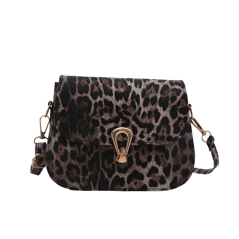 Bolsa de hombro de moda simple con bloqueo de leopardo otoño / invierno 2024 nuevo estilo coreano bolso cuadrado de aire extranjero bolso de silla de moda