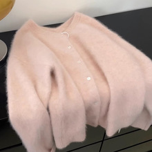 韩系温柔风花粉色浣熊绒软糯毛衣女秋冬宽松慵懒圆领针织开衫外穿