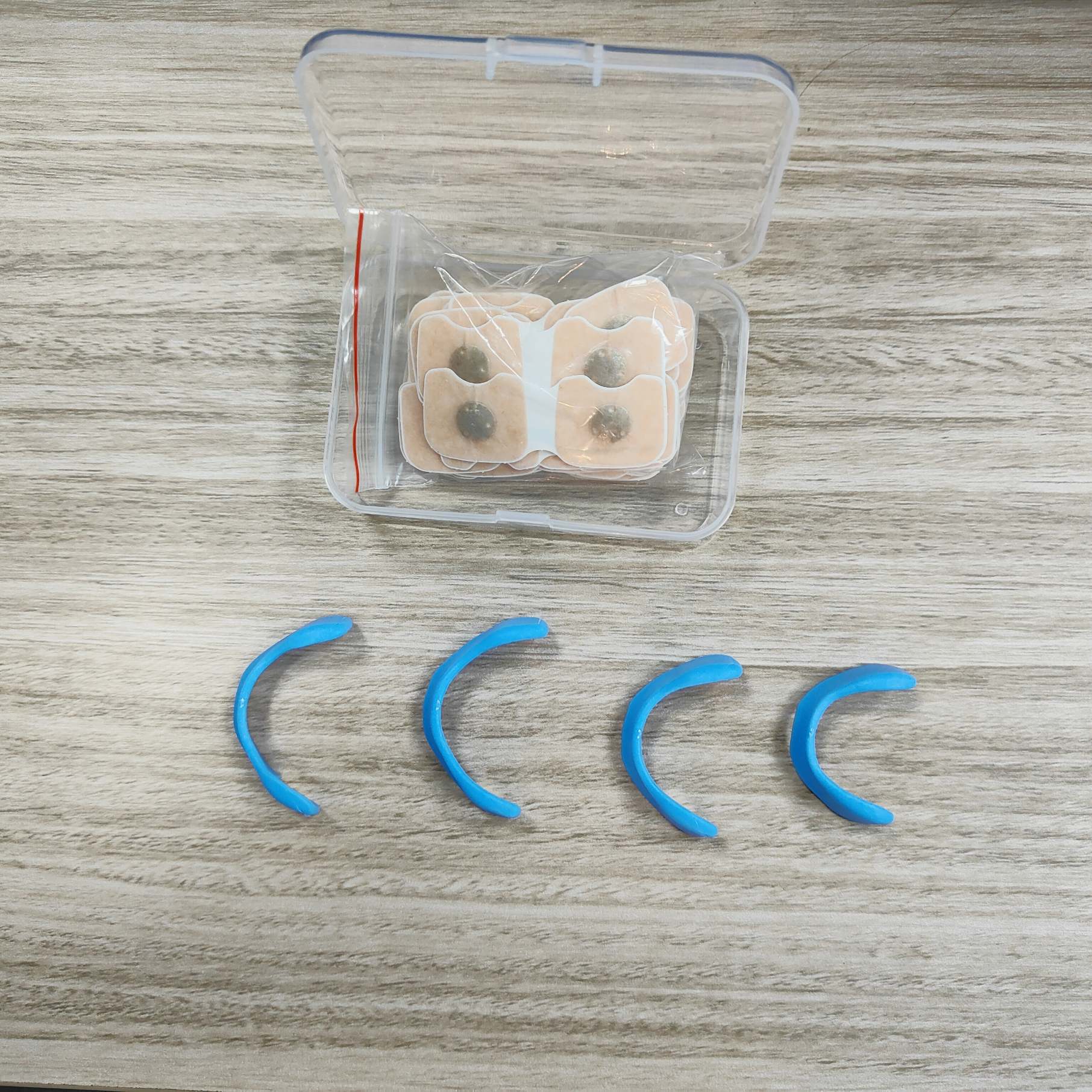 Clip nasal azul (dispositivo de mano de clip nasal de 4 tamaños)