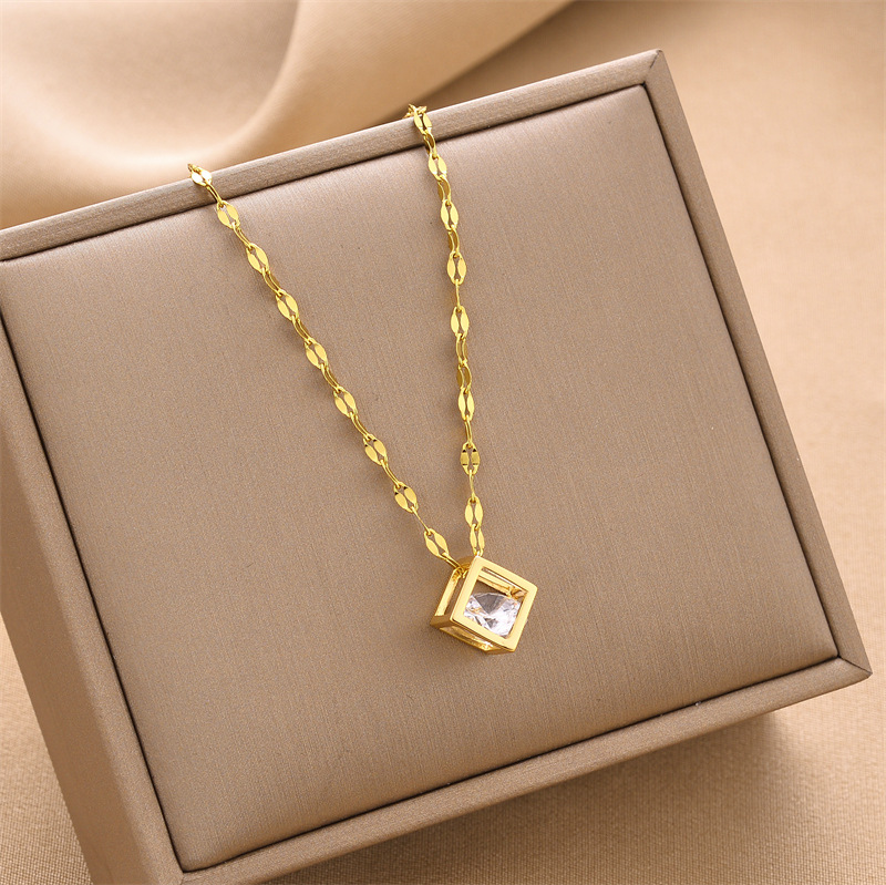 Collar de acero de titanio nuevo transfronterizo, joyería femenina, personalidad de moda, venta caliente simple, joyería de cadena de clavícula femenina, collar creativo image 75