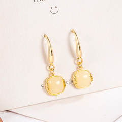 Square Cat's Eye Earrings - Exquisite, Small, Niche Design, Minimalist, Versatile, Cool Style, Korean Version 2022 New