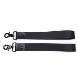 制定黑色钳扣皮头短挂绳金属扣挂带皮革挂绳饰品短绳皮头系索批发