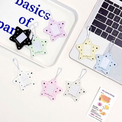 Little Red Book Same Style Ins Cute Star 1.0inch Acrylic Card Holder Id Photo Star-Chasing Small Card Photo Storage Pendant
