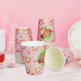 场地布置道具;礼品袋;蛋糕装饰配件