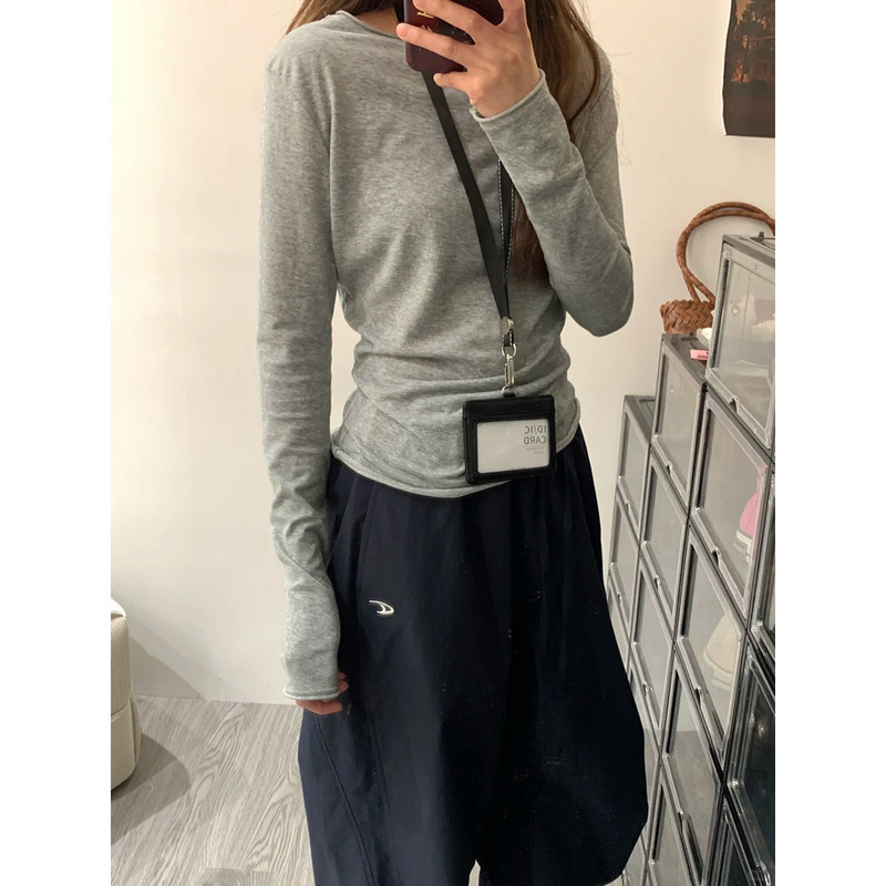 Minimalist Solid Color Rolled-Edge Round Neck Slim-Fit T-Shirt for Women, 2026 Spring Season, Regular Shoulder, Versatile Long-Sleeve Slimming Base Shirt Top